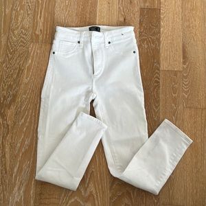 Abercrombie & Fitch Simone high rise ankle white jeans